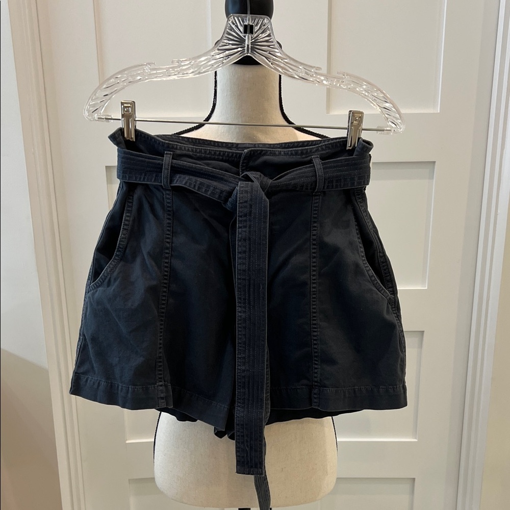 Women's Gray Belted Shorts